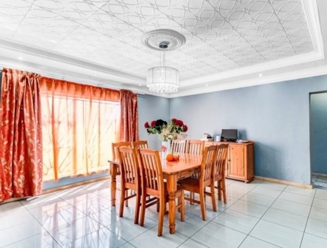 4 Bedroom Property for Sale in Geluksdal Gauteng
