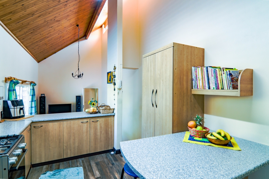 3 Bedroom Property for Sale in Garsfontein Gauteng