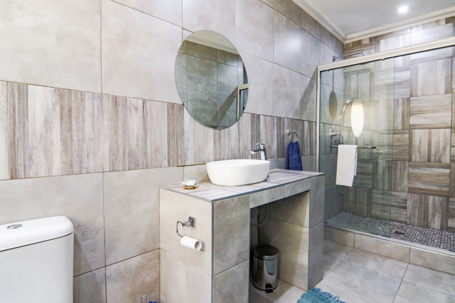 3 Bedroom Property for Sale in Garsfontein Gauteng