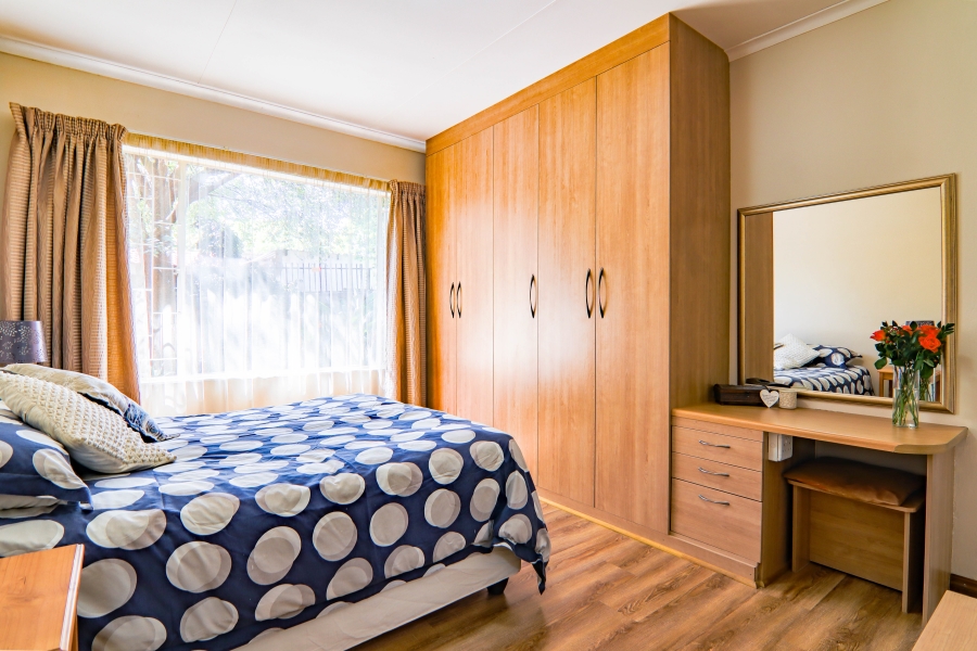 3 Bedroom Property for Sale in Garsfontein Gauteng