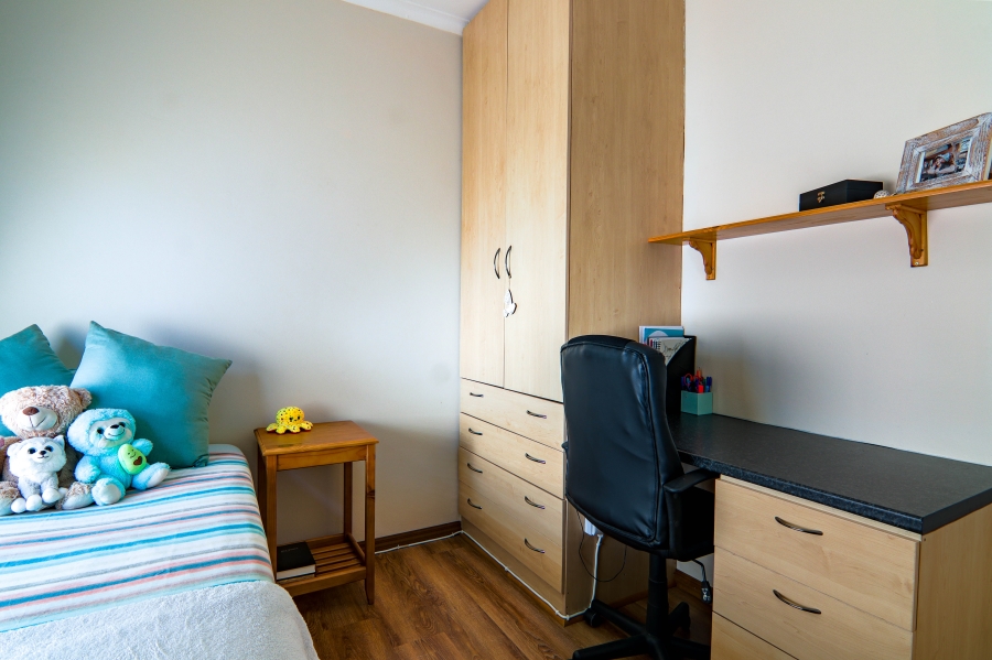 3 Bedroom Property for Sale in Garsfontein Gauteng