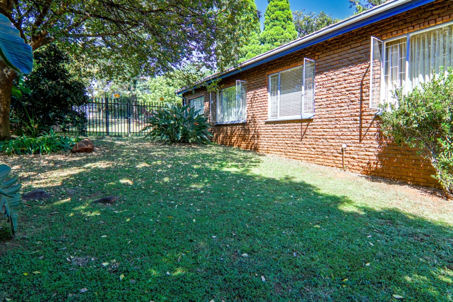 3 Bedroom Property for Sale in Garsfontein Gauteng