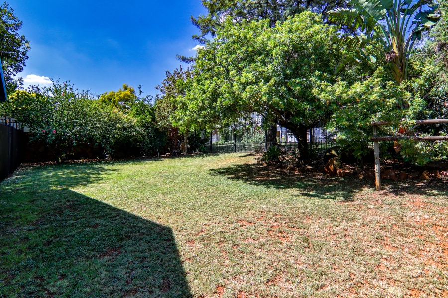 3 Bedroom Property for Sale in Garsfontein Gauteng