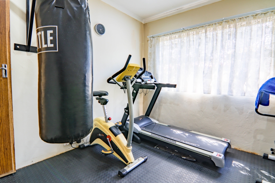 3 Bedroom Property for Sale in Garsfontein Gauteng