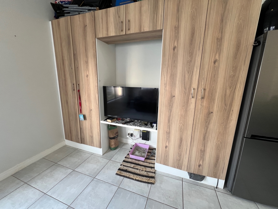 1 Bedroom Property for Sale in Greencreek Lifestyle Estate Gauteng