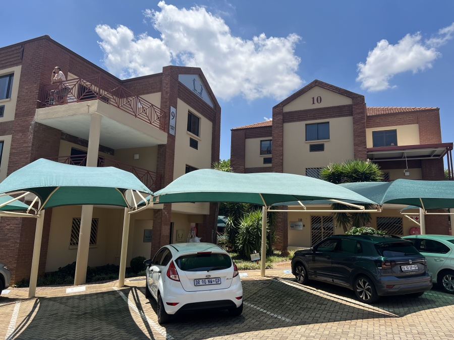 To Let commercial Property for Rent in Allens Nek Gauteng