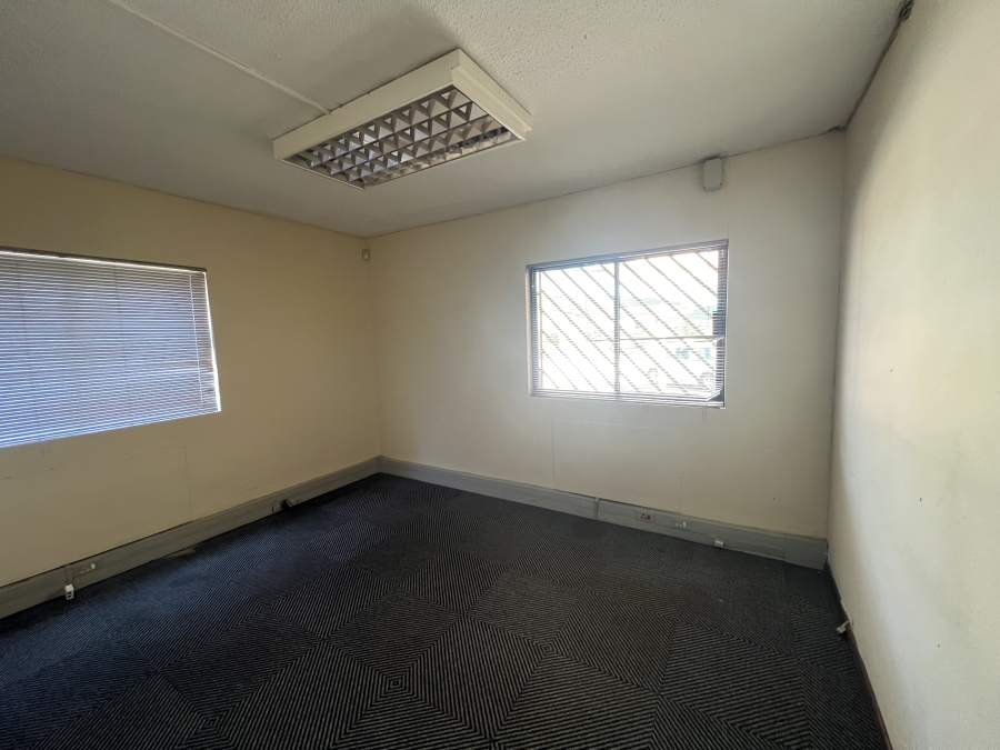 To Let commercial Property for Rent in Allens Nek Gauteng