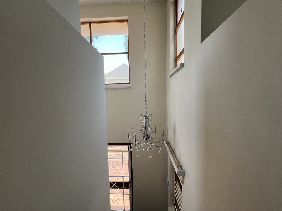 To Let commercial Property for Rent in Boskruin Gauteng