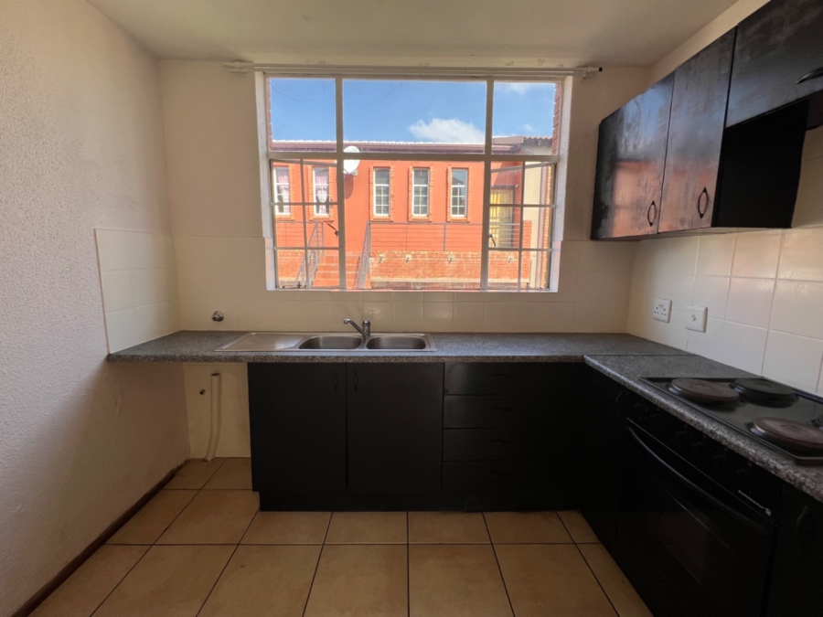 1 Bedroom Property for Sale in Laser Park Gauteng