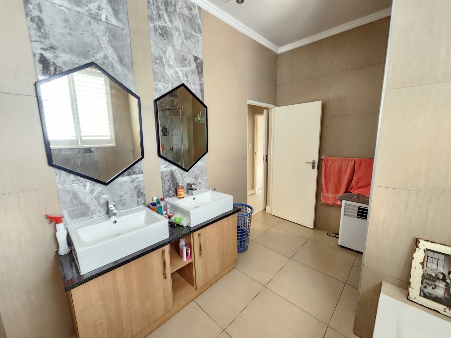 3 Bedroom Property for Sale in Baileys Muckleneuk Gauteng