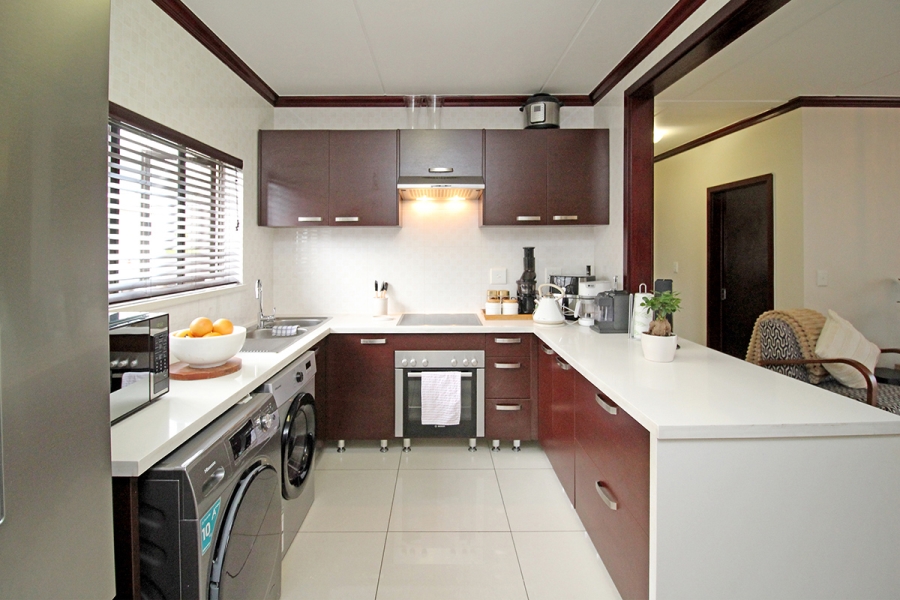 2 Bedroom Property for Sale in Carlswald Gauteng