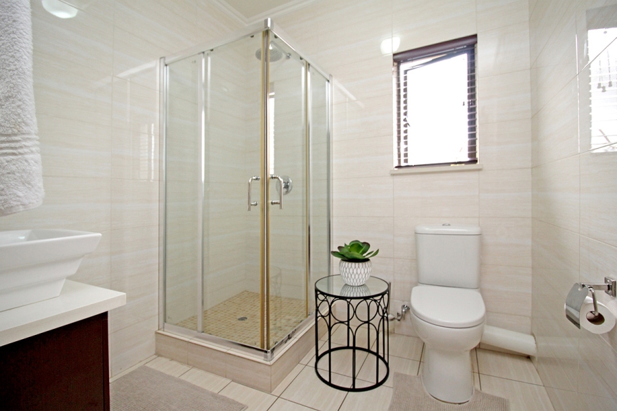 2 Bedroom Property for Sale in Carlswald Gauteng