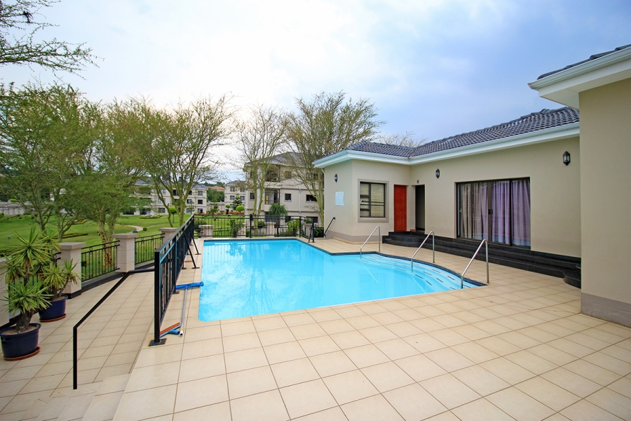 2 Bedroom Property for Sale in Carlswald Gauteng
