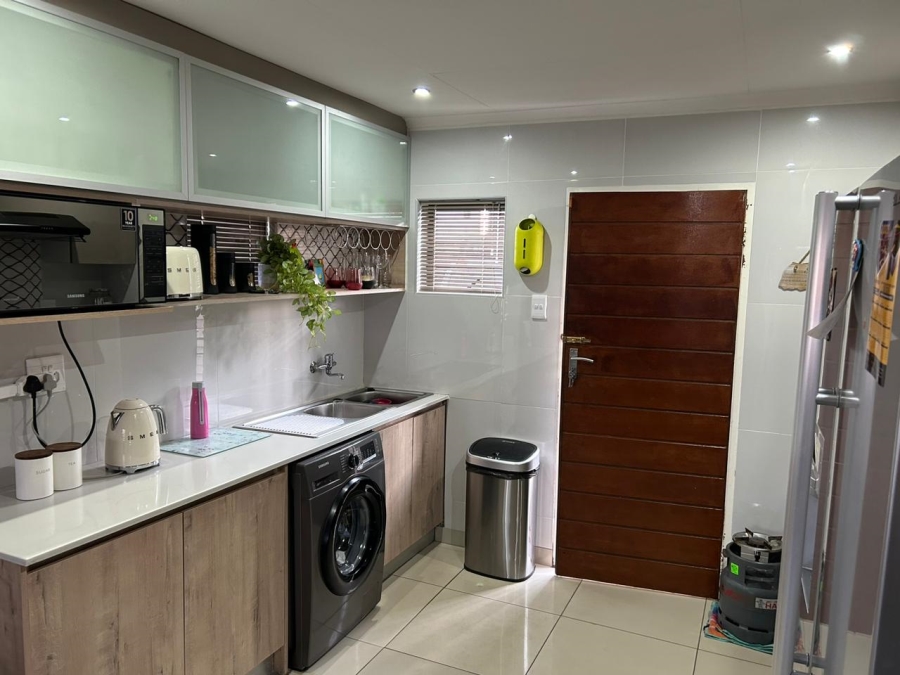 2 Bedroom Property for Sale in Mindalore Gauteng