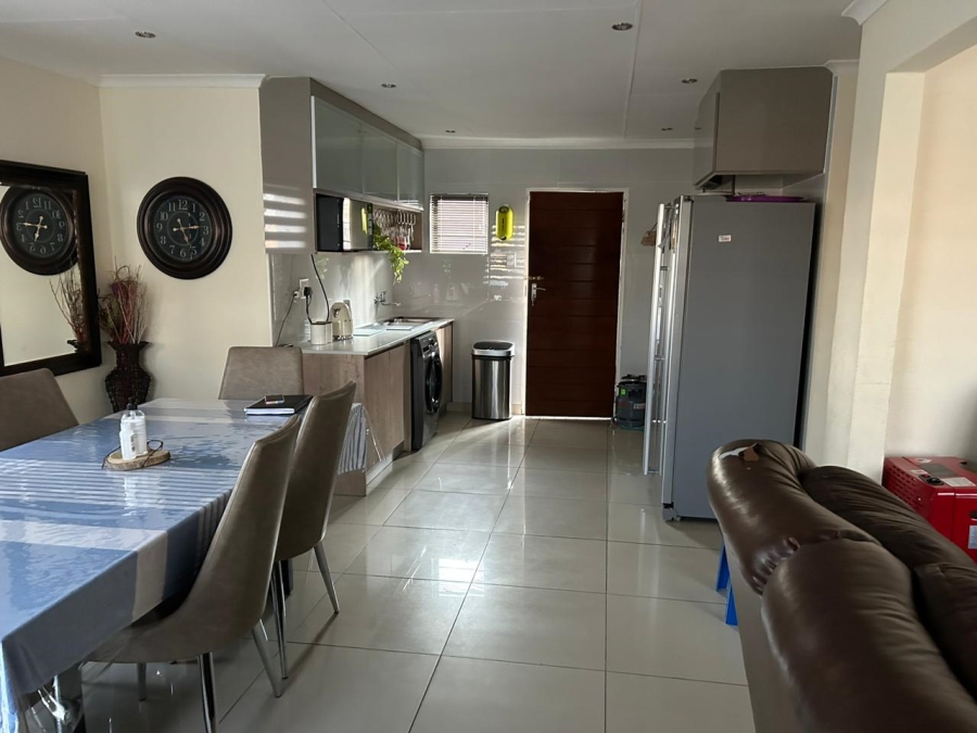 2 Bedroom Property for Sale in Mindalore Gauteng