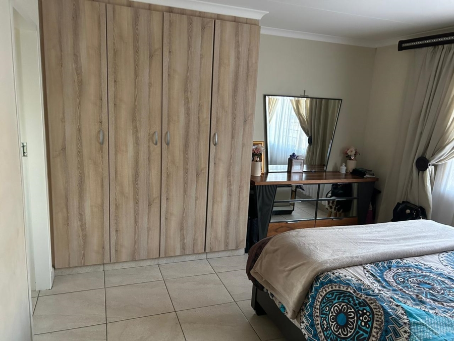2 Bedroom Property for Sale in Mindalore Gauteng