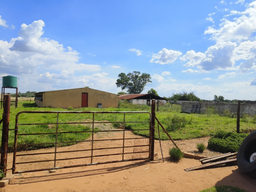 5 Bedroom Property for Sale in Modderfontein AH Gauteng