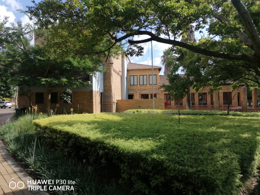 2 Bedroom Property for Sale in Equestria Gauteng