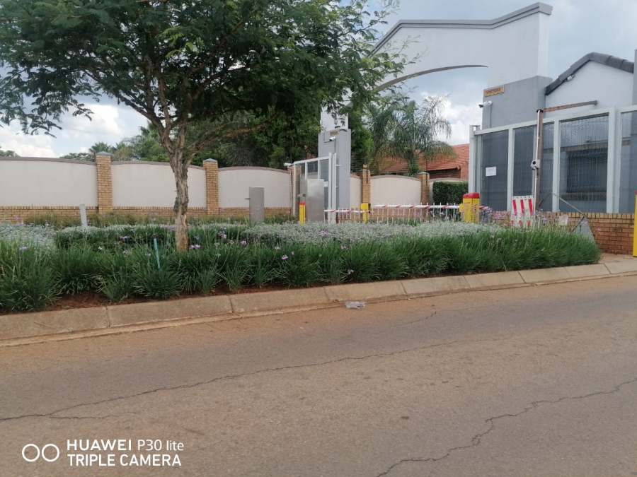 2 Bedroom Property for Sale in Equestria Gauteng