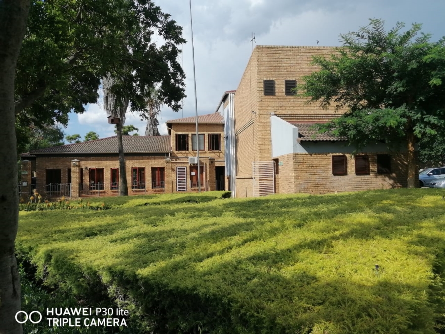 2 Bedroom Property for Sale in Equestria Gauteng