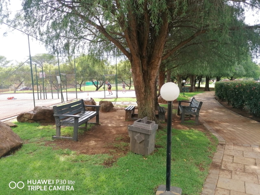 2 Bedroom Property for Sale in Equestria Gauteng