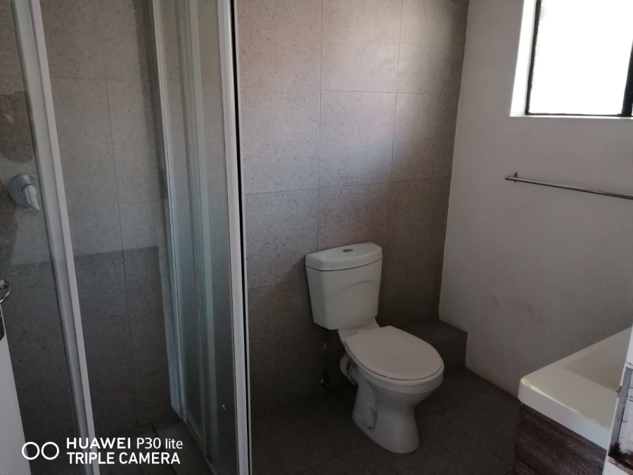 3 Bedroom Property for Sale in La Montagne Gauteng