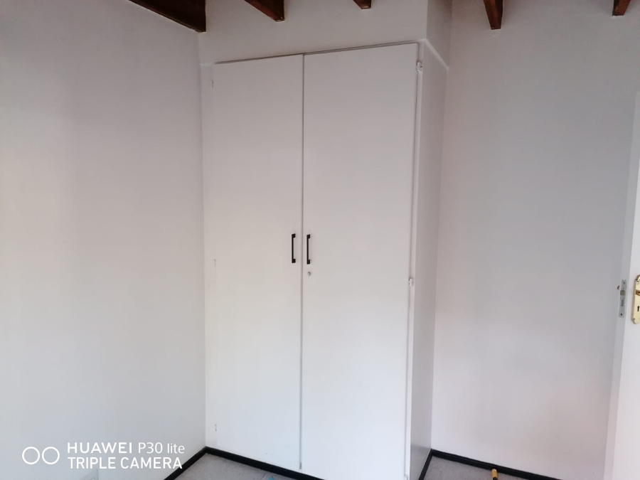 3 Bedroom Property for Sale in La Montagne Gauteng