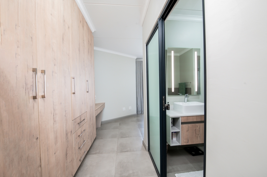 3 Bedroom Property for Sale in Carlswald Gauteng