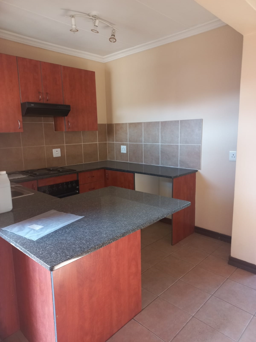 To Let 2 Bedroom Property for Rent in Montana Park Gauteng