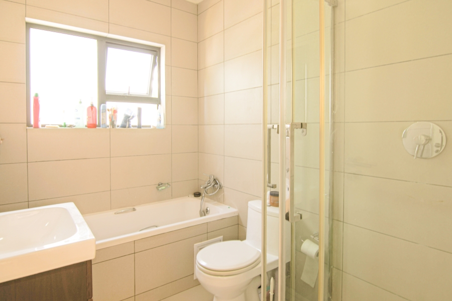 4 Bedroom Property for Sale in Dainfern Gauteng