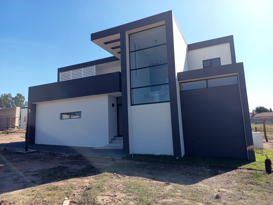 4 Bedroom Property for Sale in Fourways Gauteng