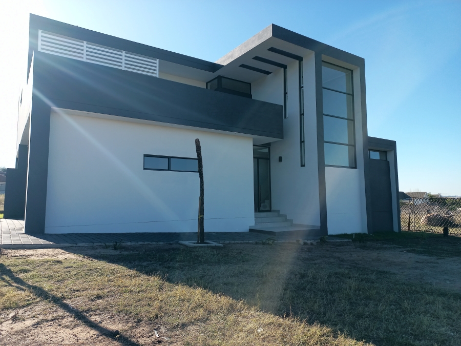 4 Bedroom Property for Sale in Fourways Gauteng