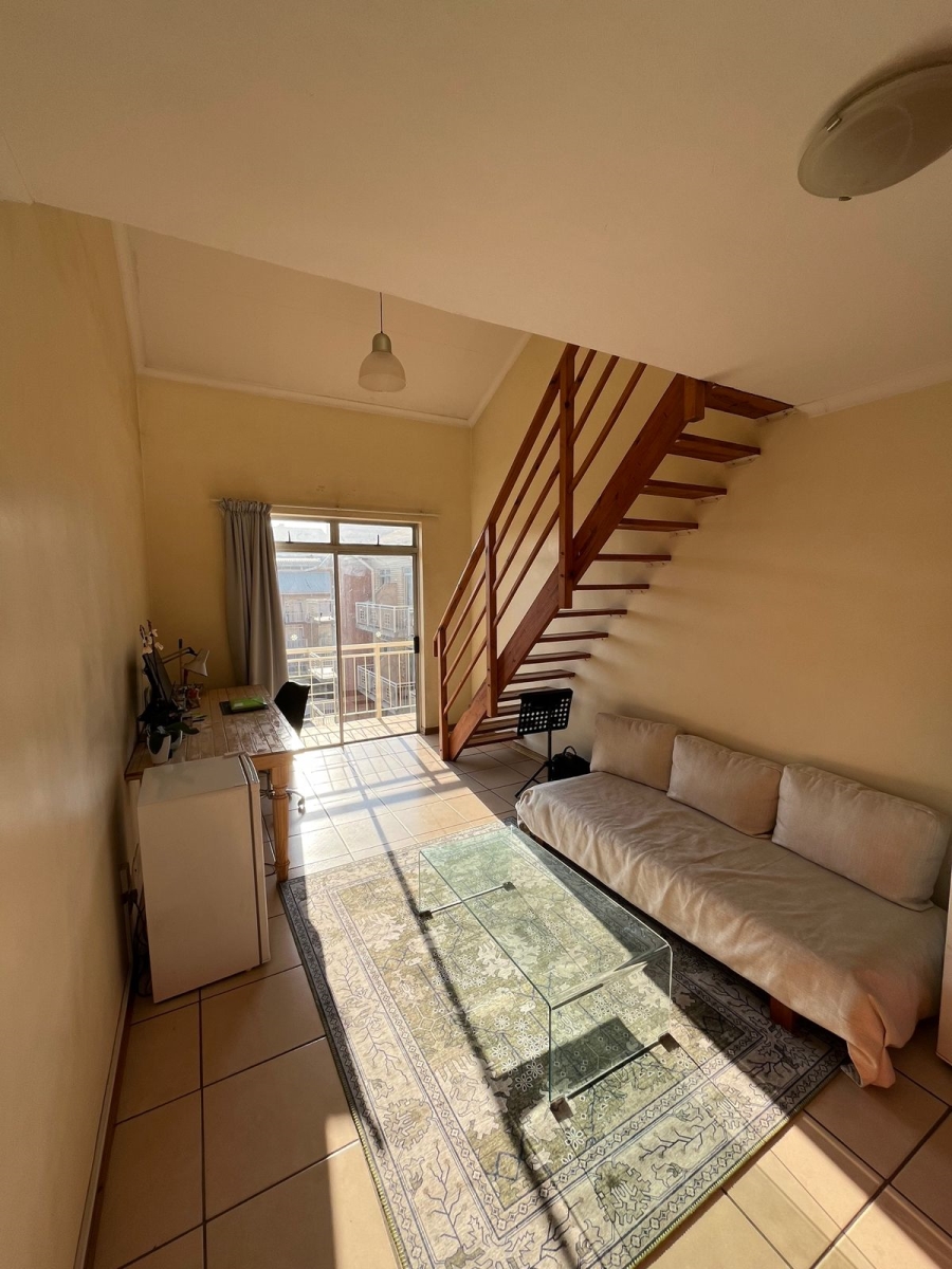 1 Bedroom Property for Sale in Hillcrest Gauteng