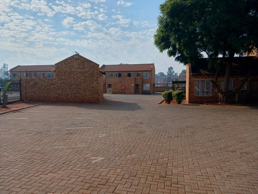 2 Bedroom Property for Sale in Clarina Gauteng