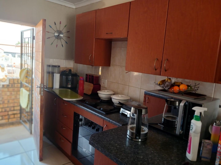 2 Bedroom Property for Sale in Clarina Gauteng