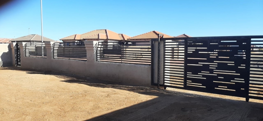 3 Bedroom Property for Sale in Vanderbijlpark CE 4 Gauteng