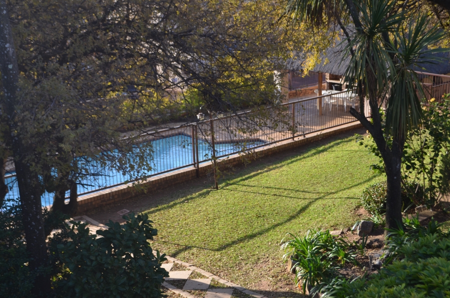 2 Bedroom Property for Sale in Sunninghill Gauteng