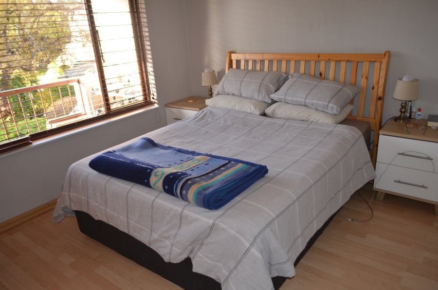 2 Bedroom Property for Sale in Sunninghill Gauteng