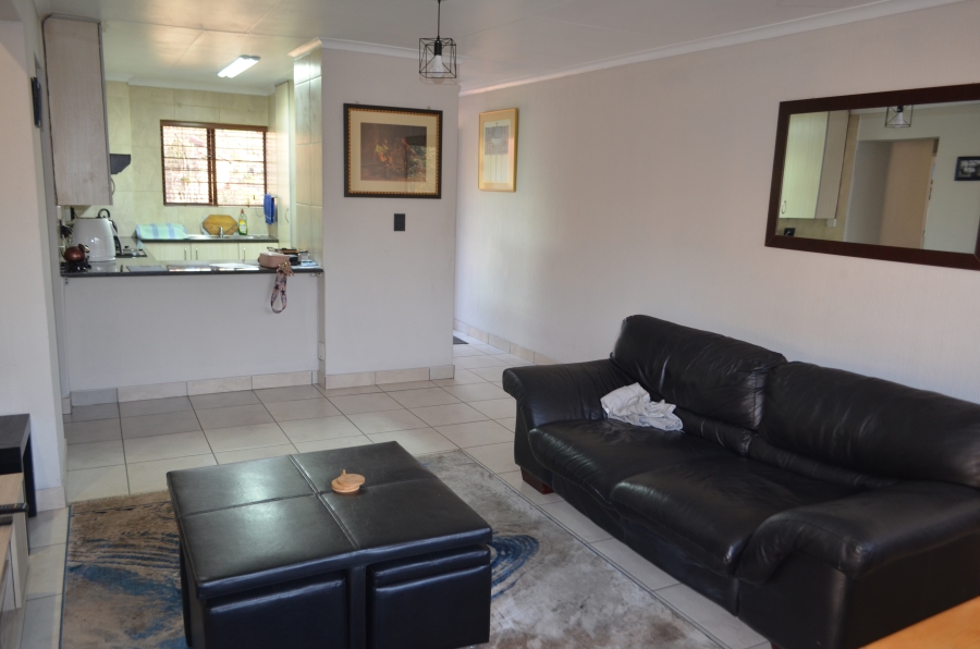 2 Bedroom Property for Sale in Sunninghill Gauteng