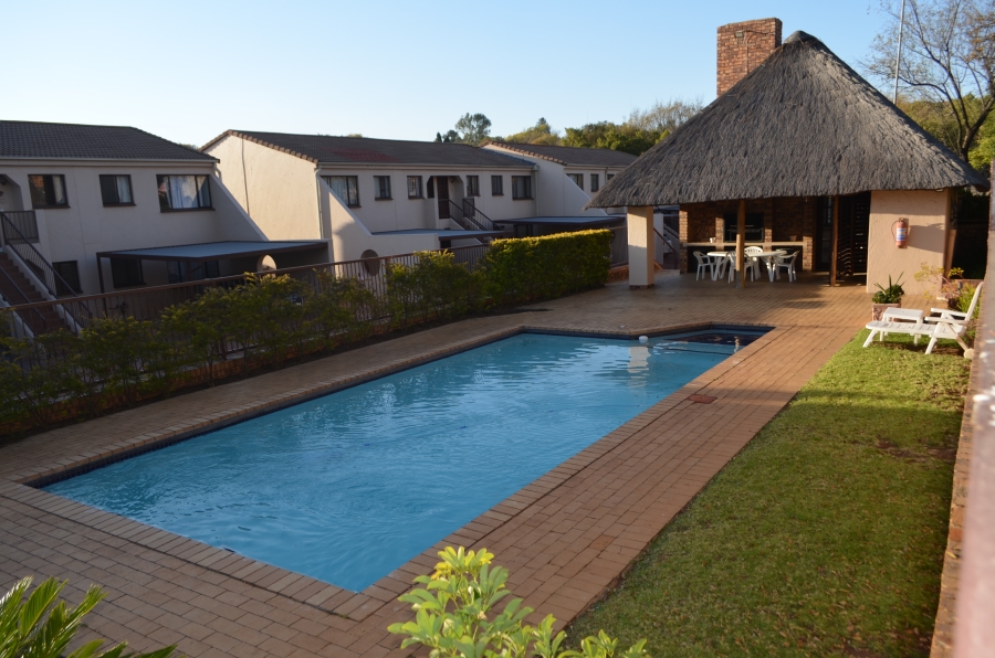 2 Bedroom Property for Sale in Sunninghill Gauteng