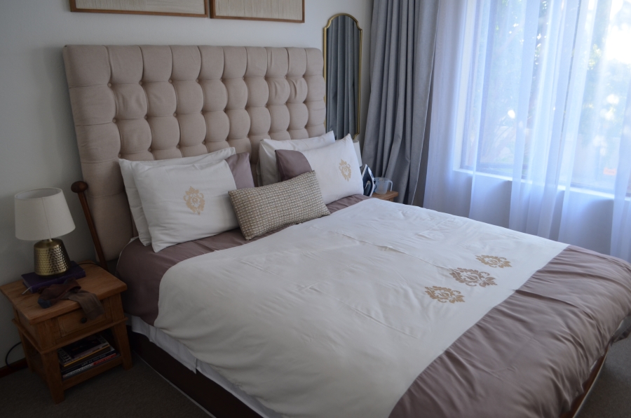 2 Bedroom Property for Sale in Sunninghill Gauteng