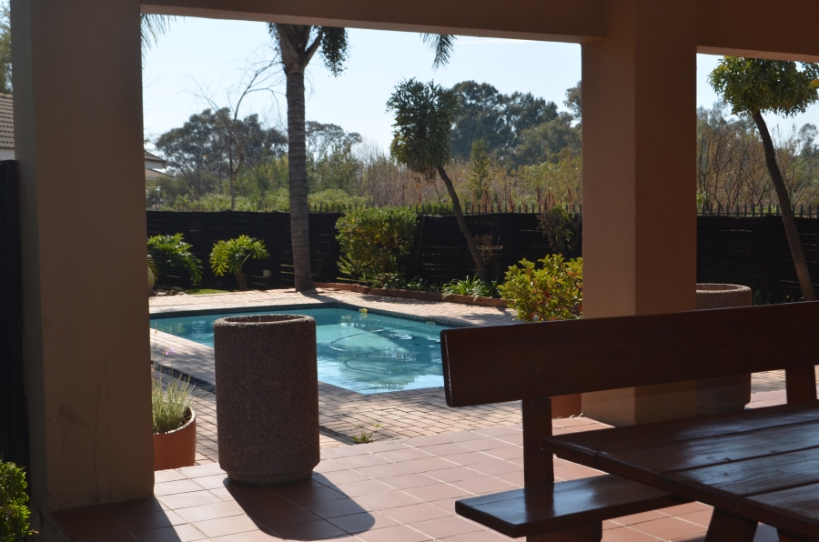 2 Bedroom Property for Sale in Paulshof Gauteng