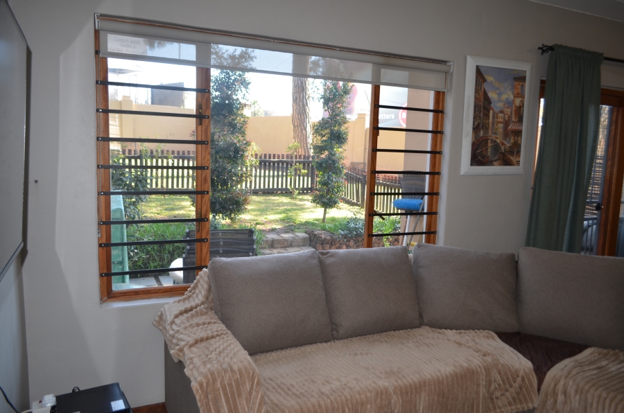2 Bedroom Property for Sale in Paulshof Gauteng