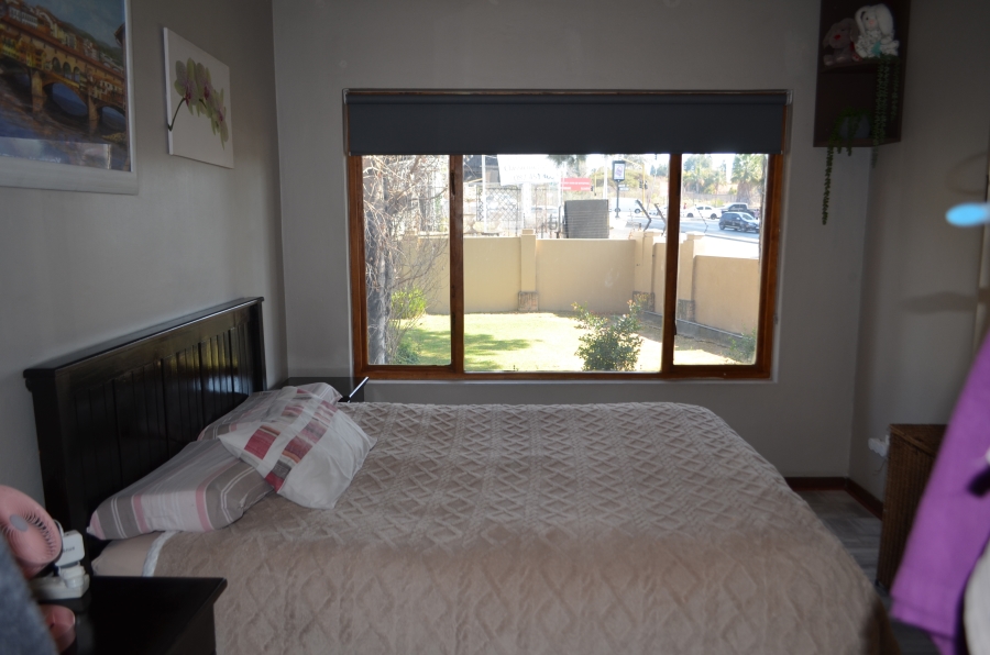 2 Bedroom Property for Sale in Paulshof Gauteng