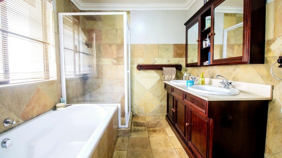 4 Bedroom Property for Sale in Morning Hill Gauteng