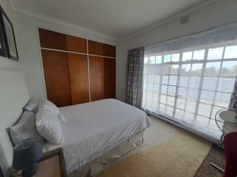 4 Bedroom Property for Sale in Jameson Park Gauteng