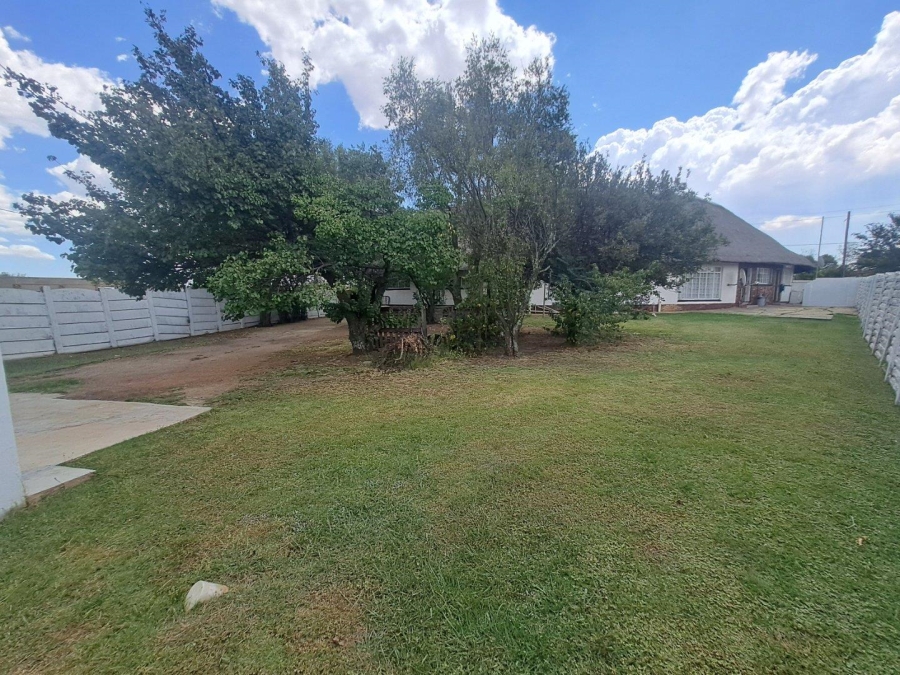 4 Bedroom Property for Sale in Jameson Park Gauteng