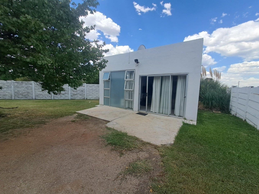 4 Bedroom Property for Sale in Jameson Park Gauteng