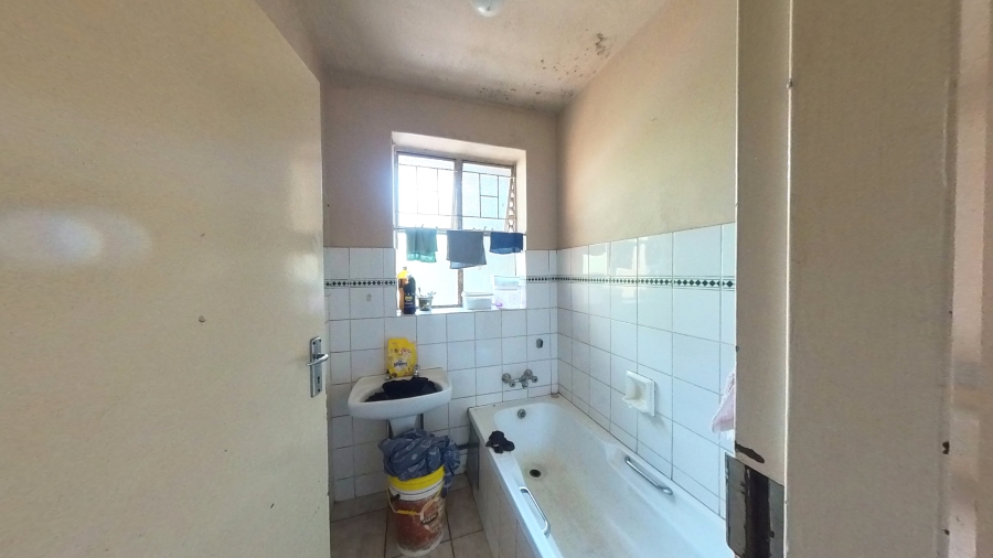 2 Bedroom Property for Sale in Sunnyside Gauteng