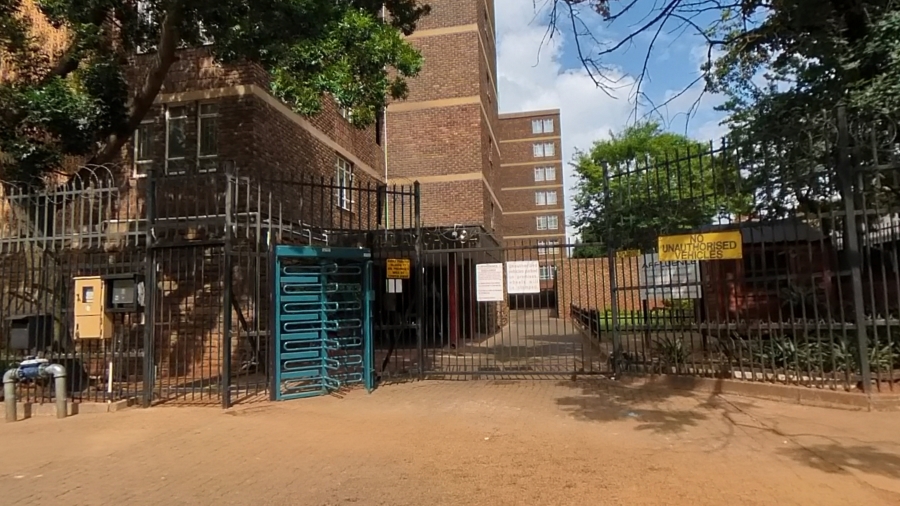 2 Bedroom Property for Sale in Sunnyside Gauteng